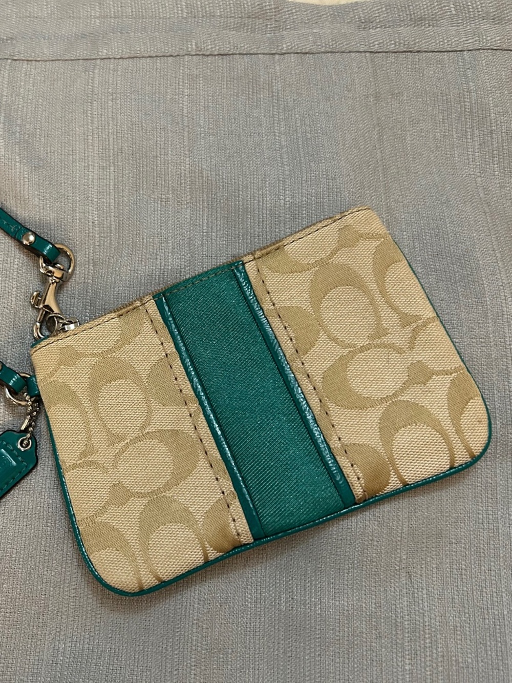 Coach Signature Stripe Wristlet (Style F49174) khaki/bright jade color combo - Picture 1 of 7